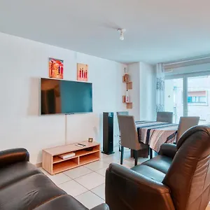 Appartement Hopkinson - Agréable T3 Avec Balcon Et Parking à La Blancarde, Marseille